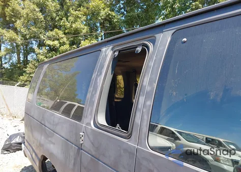 1994 Ford Econoline E350 Super Duty from USA, damaged, VIN 1FBJS31H6RHB38911